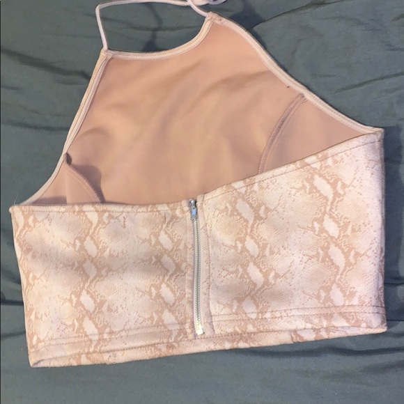 Light pink crop top - Picture 2 of 2